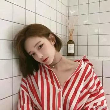 伴娘先拜堂